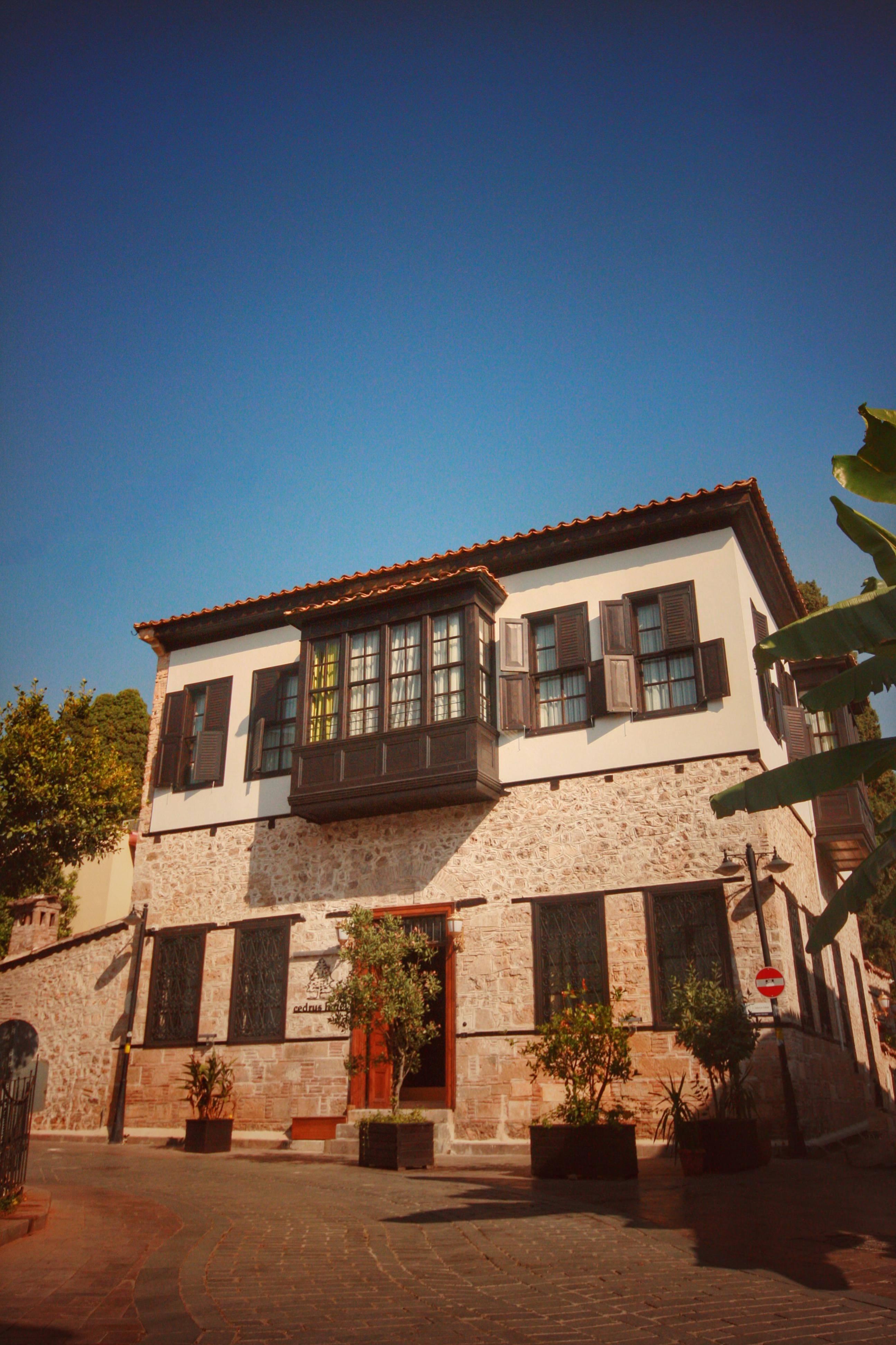 Cedrus Otel 2*
